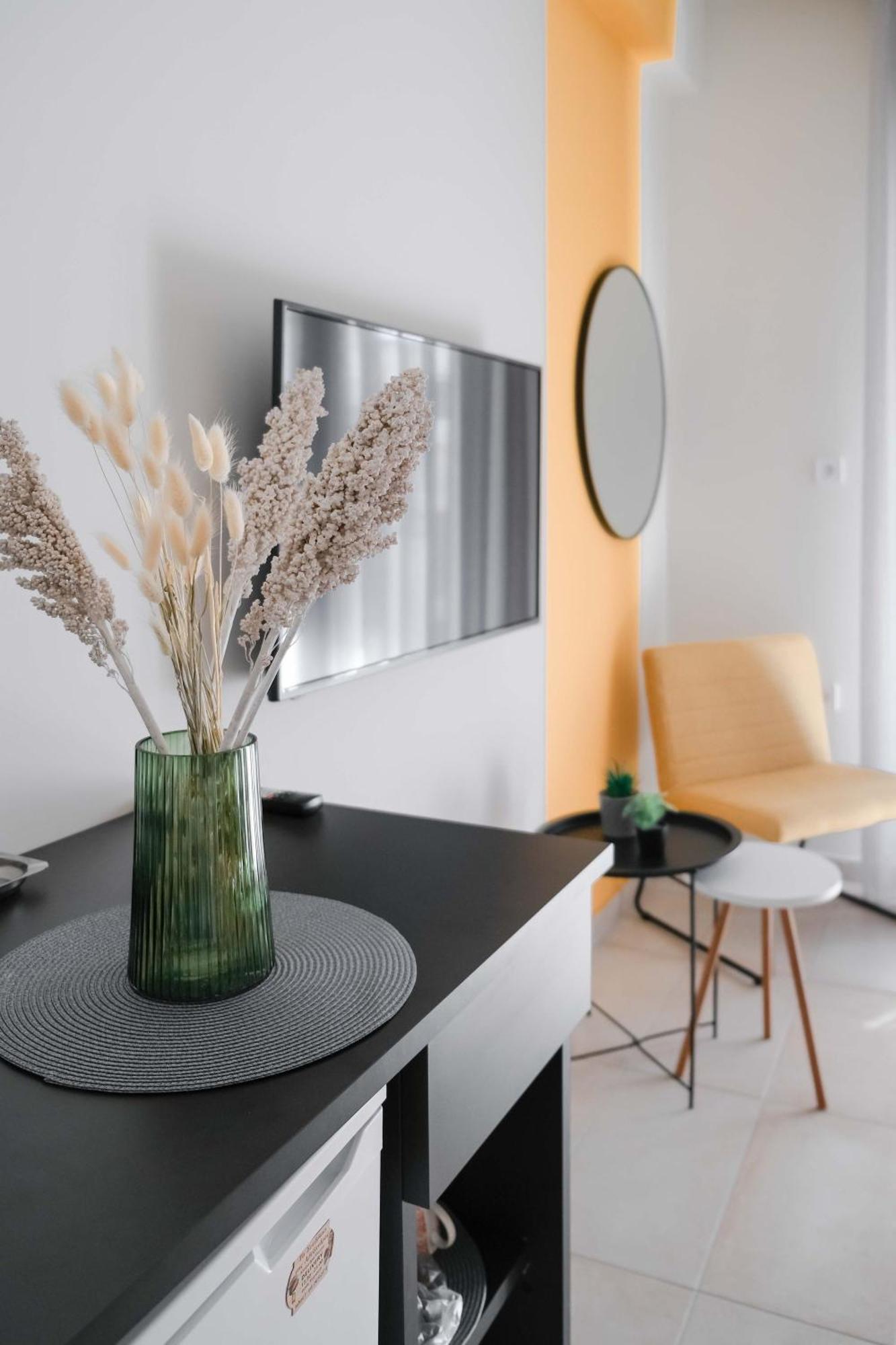 Orsiida Family Apartment Волос Екстериор снимка